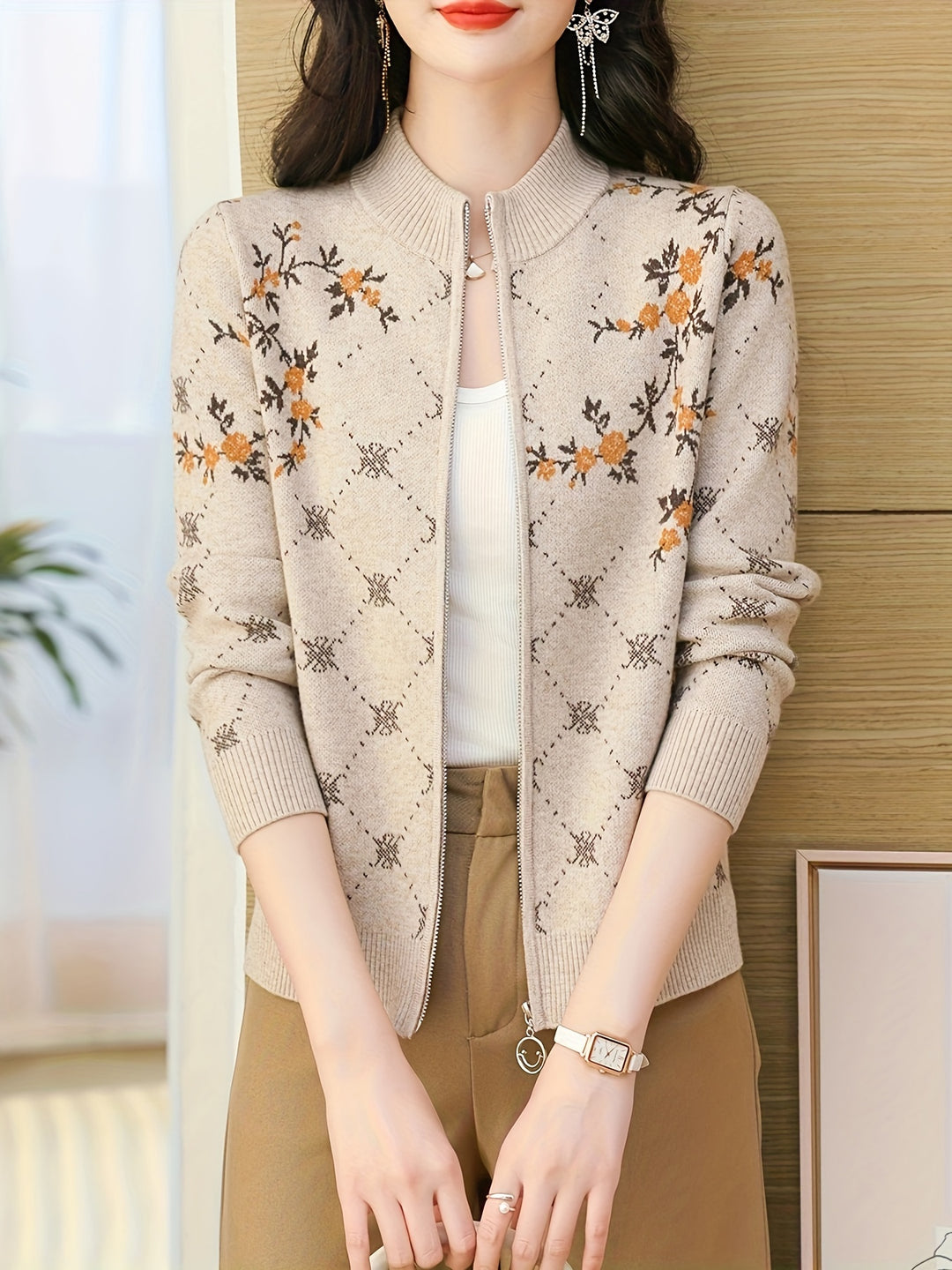 Jacquard cardigan with zipper and stand-up collar for women