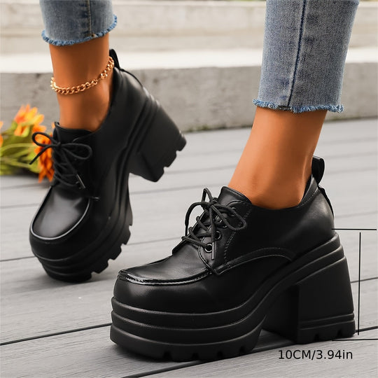 Women's platform lace-up shoes in retro design