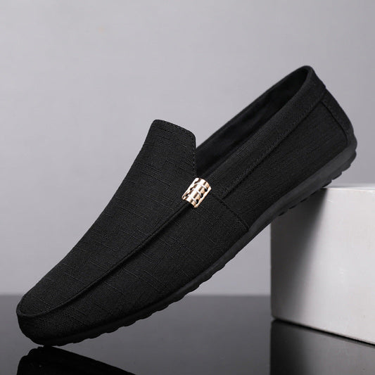 Seitliche Ansicht bequemer Slip-On-Schuhe für Herren