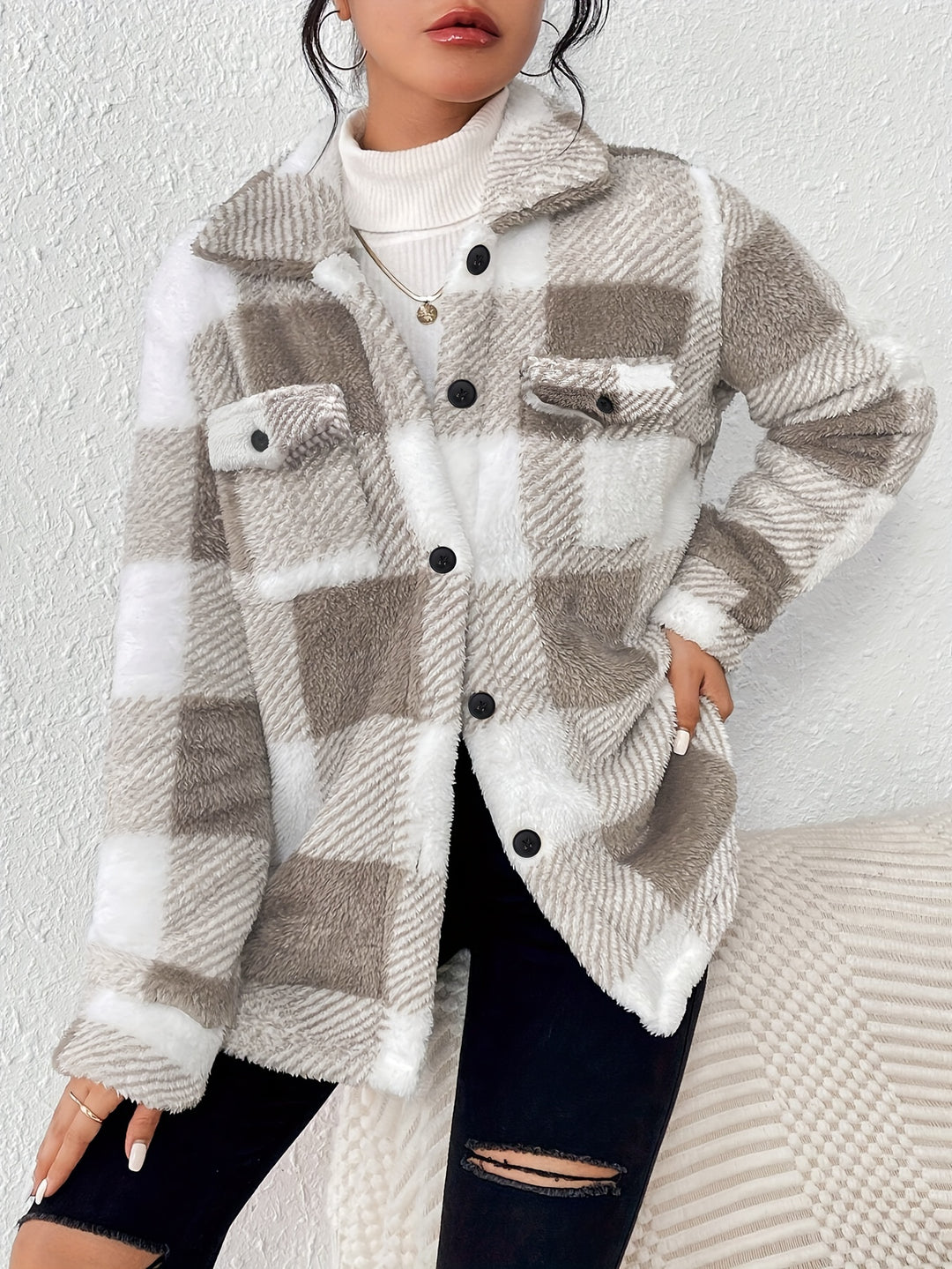 Stylish checked jacket for women