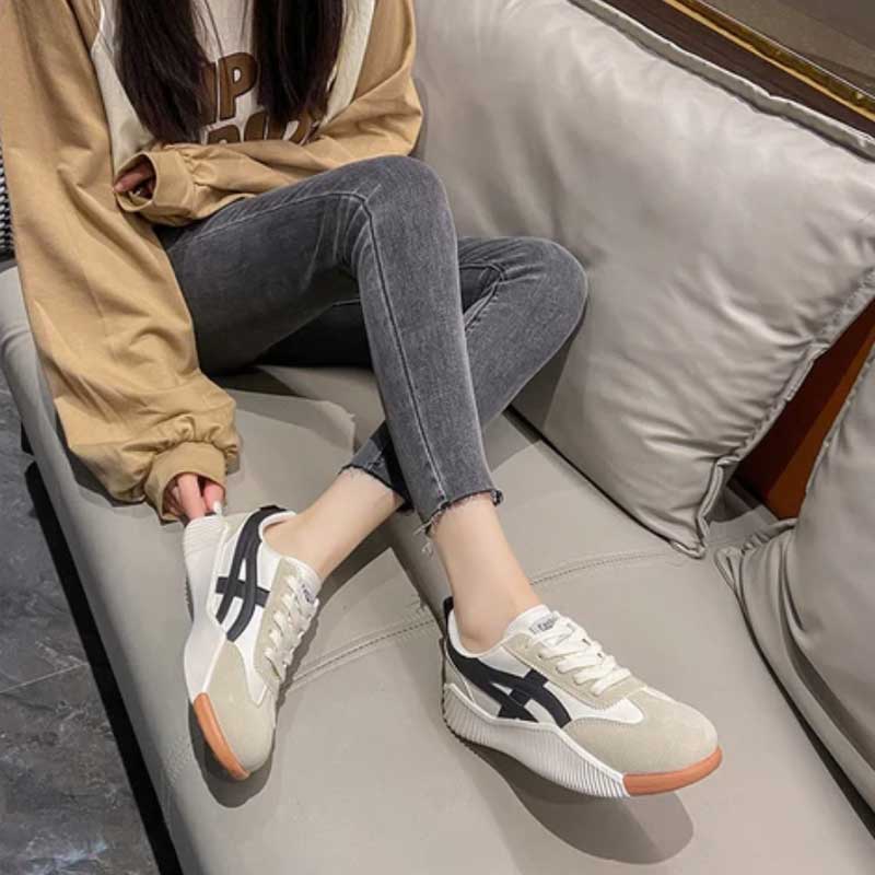 Women's Sneakers with Modern Design