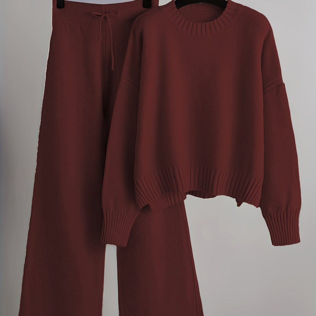 Two-piece knitwear set with round neck and wide-leg trousers for women