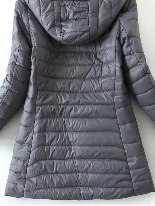 Quilted jacket with hood and zipper for women
