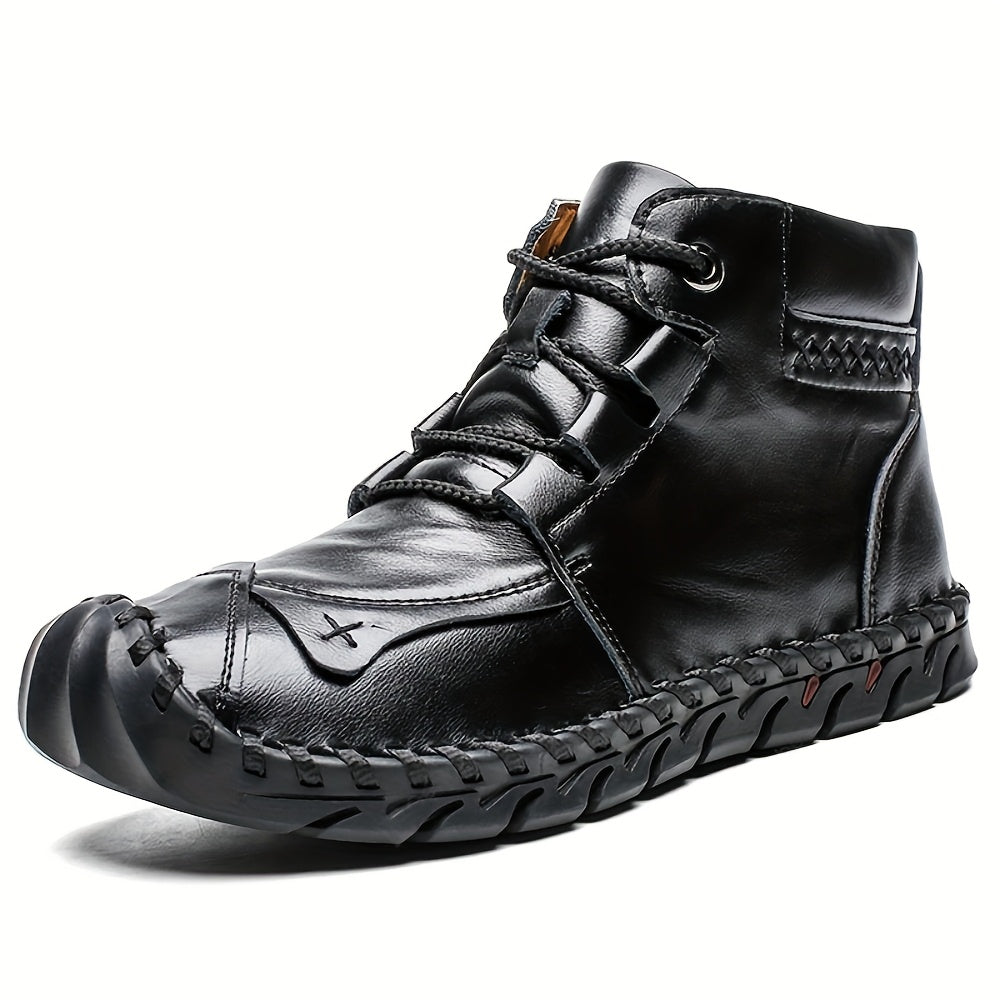 Lace-up ankle boots with contrasting stitching and profiled sole for men