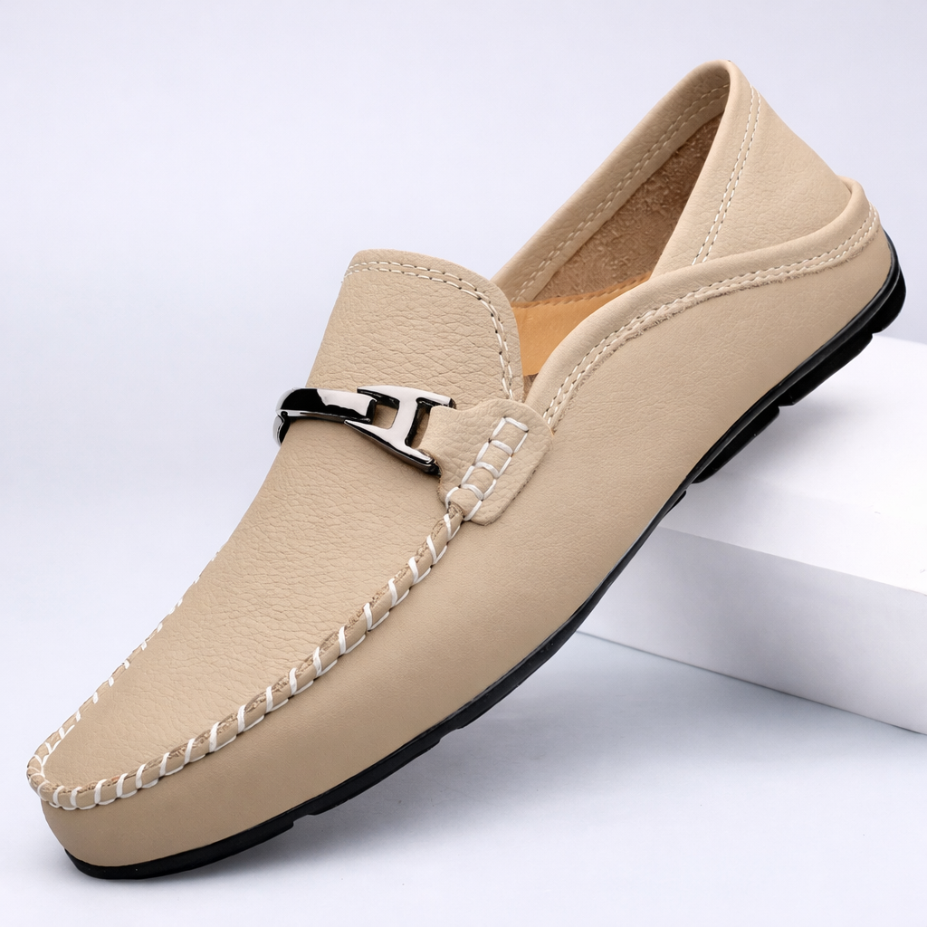 Slipper für Herren im klassischen Loafer-Schnitt