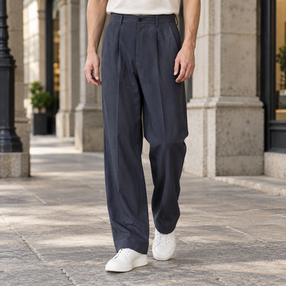 Damenhose im Relaxed Fit mit Bundfalten, Vorderansicht