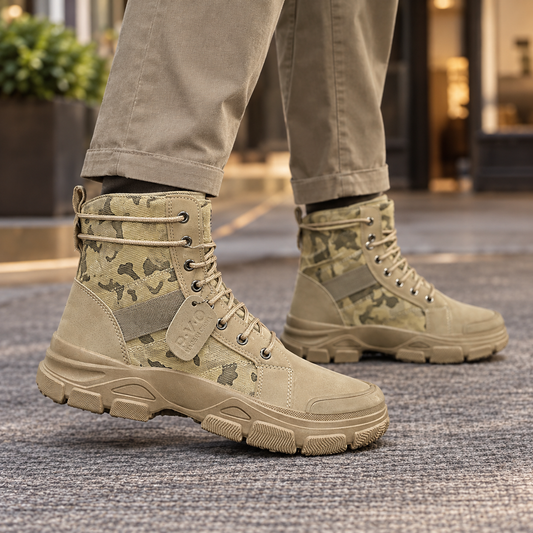 Damen-Schnürboots mit markanten Camouflage-Details an den Seiten