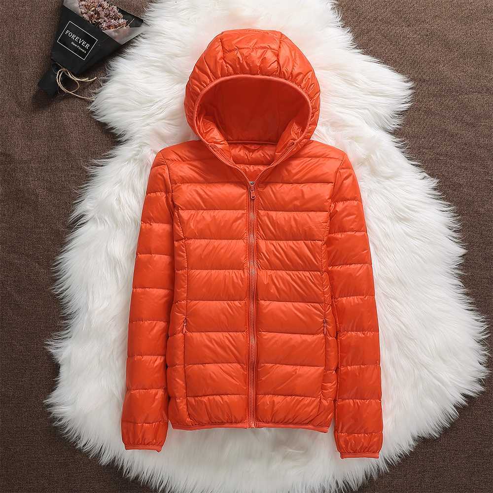 Women's down jacket with hood and classic design 