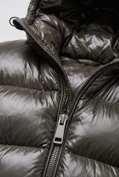 Herren-Steppjacke als vielseitige Oberbekleidung für den Alltag