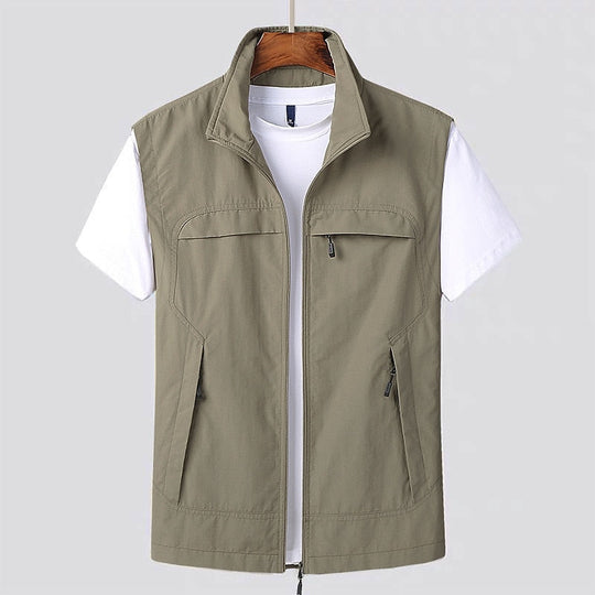 Men's Vest with Lightweight Design 