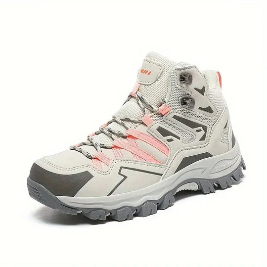 Men's hiking boots with classic design