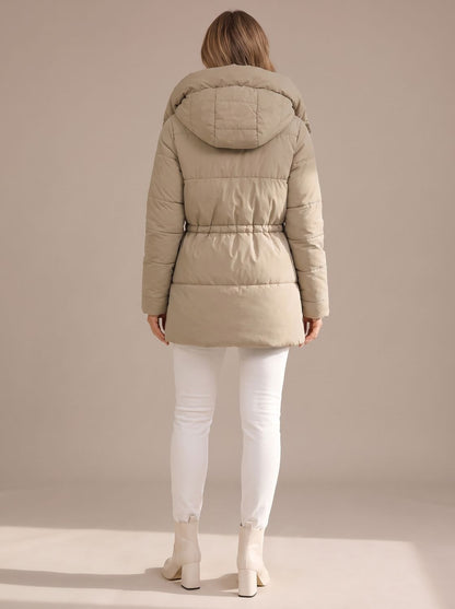 Damenmantel mit Kapuze für warme Winterlooks