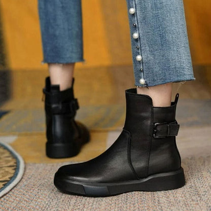 Damen-Stiefeletten mit robuster Plateausohle von vorne