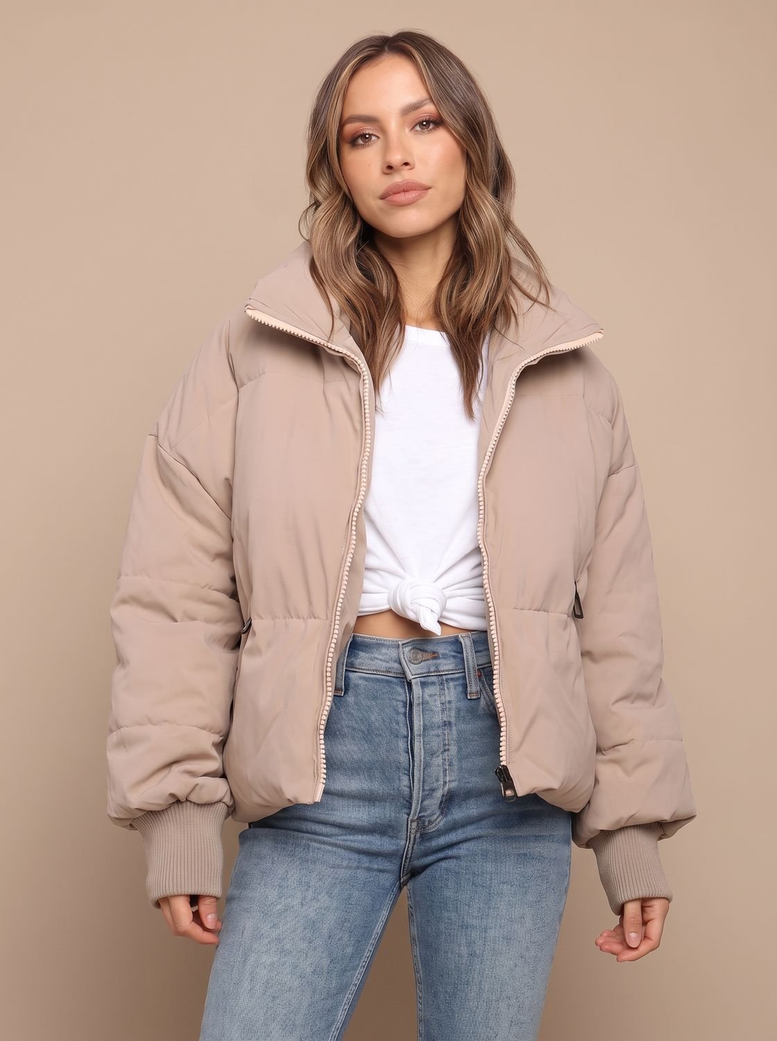 Damen Steppjacke im lockeren Oversize-Schnitt von vorn
