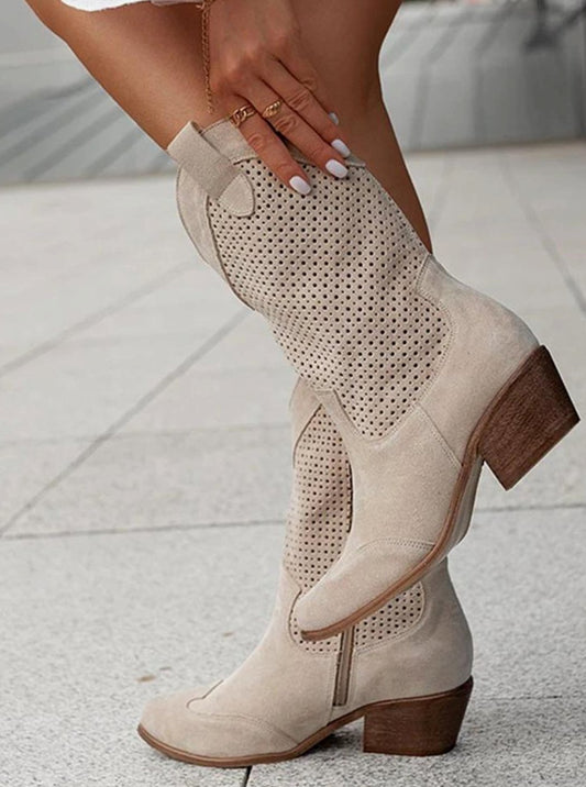 Seitliche Ansicht der Damen-Westernstiefel mit mittelhohem Schaft