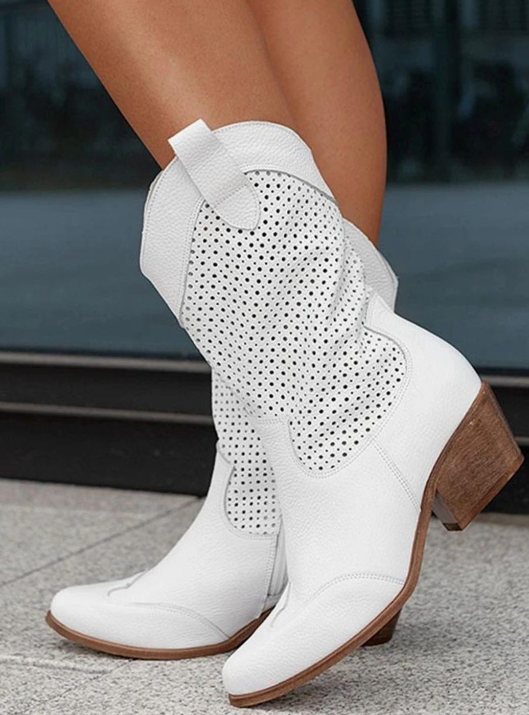 Damen-Westernstiefel mit markanter Westernform und Velourslederoptik