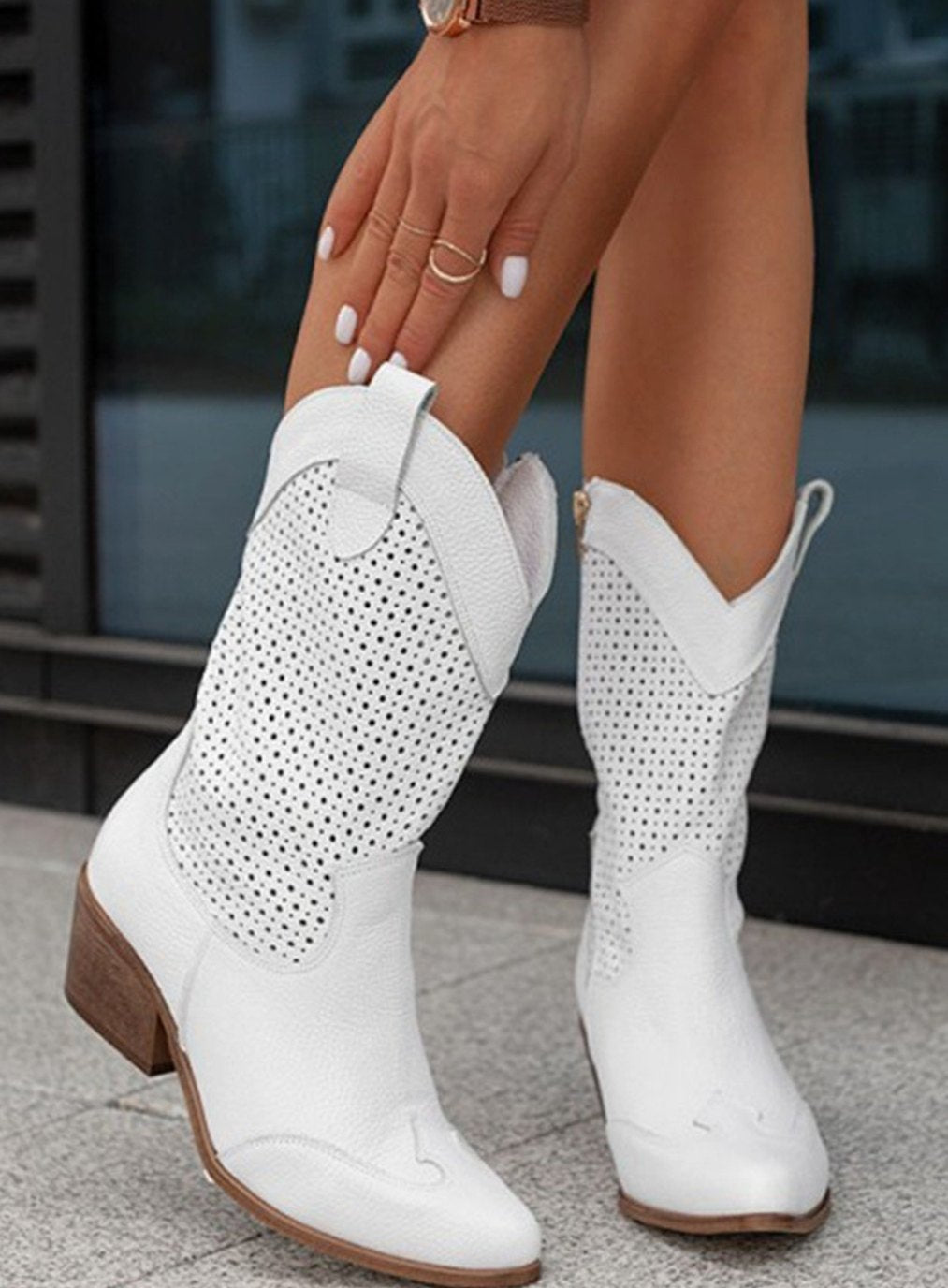 Damen-Westernstiefel als stilvolles Detail für lässige und feminine Looks